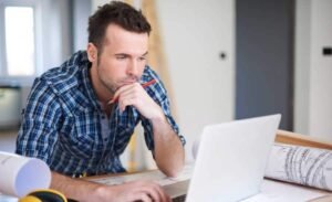 Lire la suite à propos de l’article Qu&rsquo;est-ce qui freine l&rsquo;industrie des solutions informatiques ?